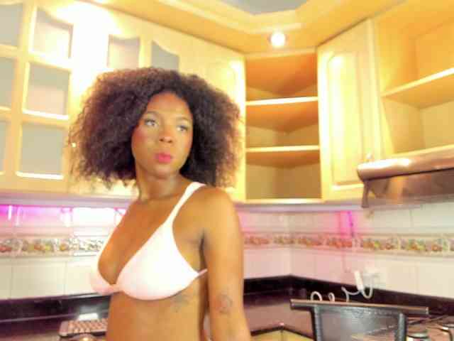 AmiraJones