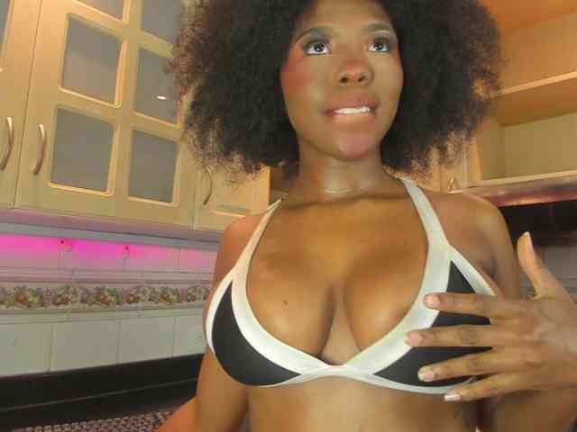 AmiraJones