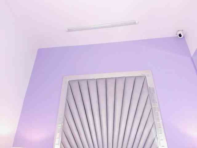 AmiraJones webcam