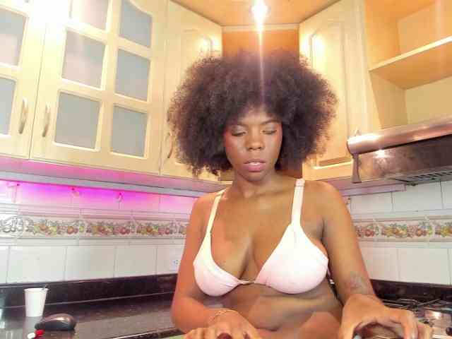 AmiraJones