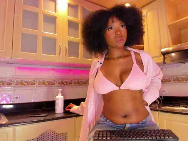 AmiraJones