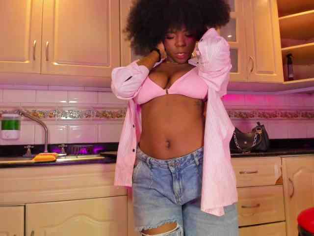 AmiraJones
