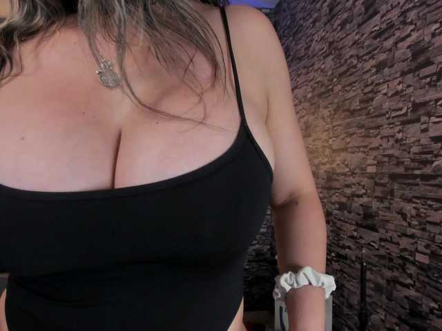 nicollequeen