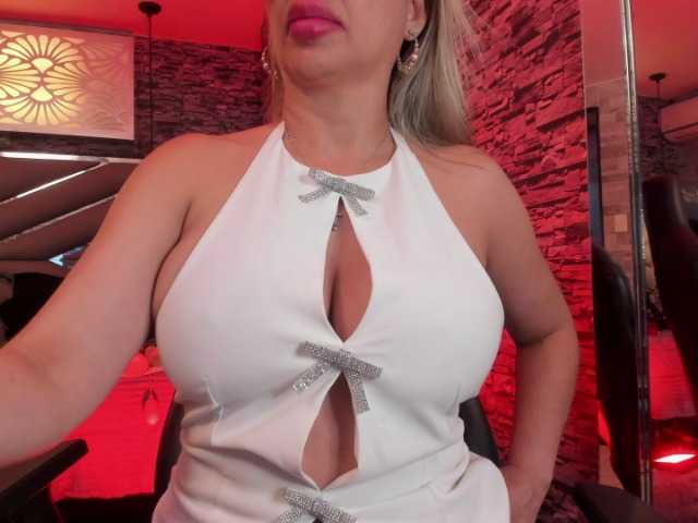 nicollequeen
