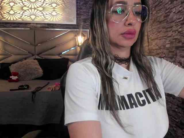 nicollequeen