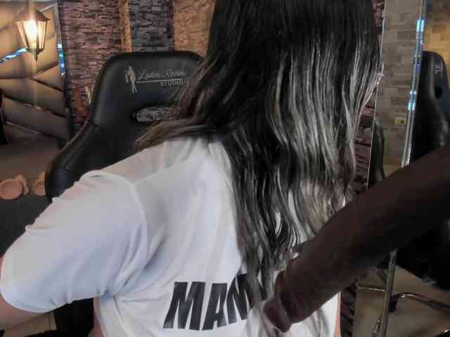 nicollequeen