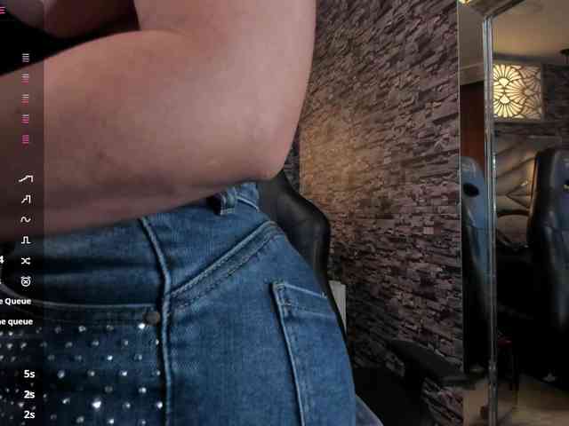 nicollequeen webcam