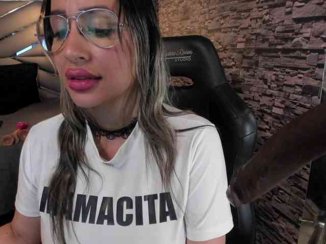 nicollequeen