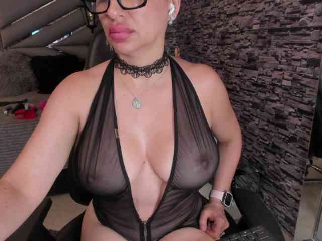 nicollequeen