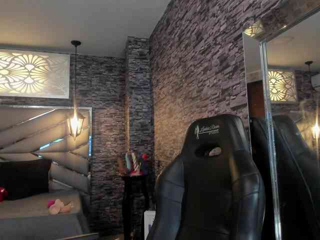 nicollequeen webcam