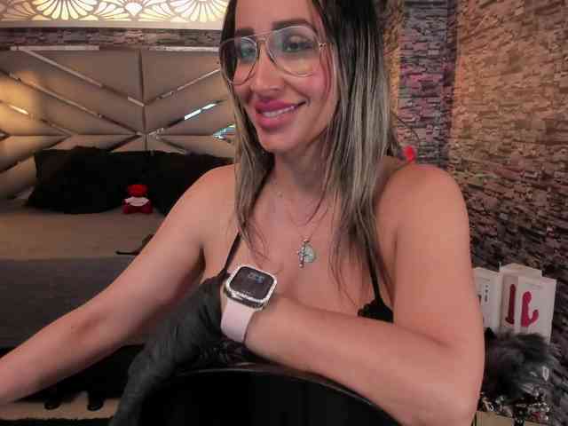 nicollequeen