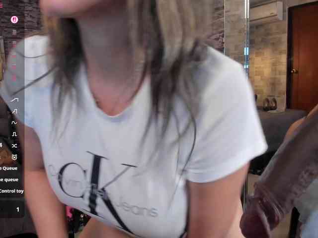 nicollequeen webcam