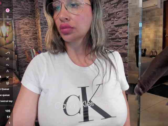 nicollequeen webcam