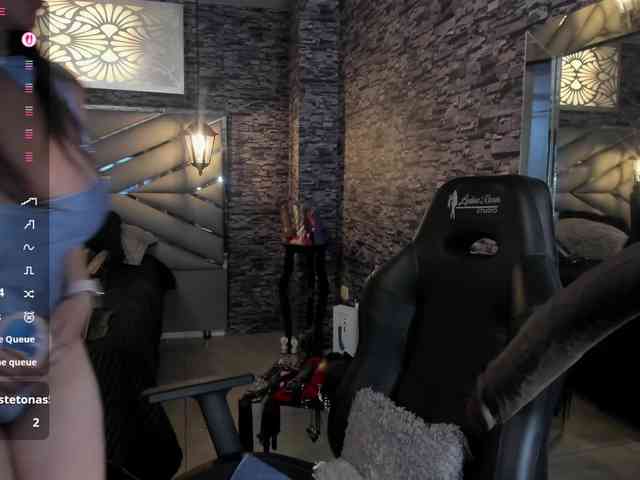 nicollequeen