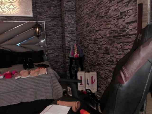 nicollequeen webcam