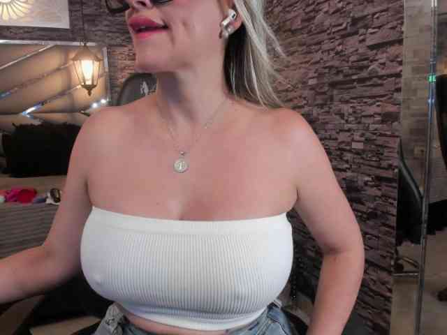 nicollequeen