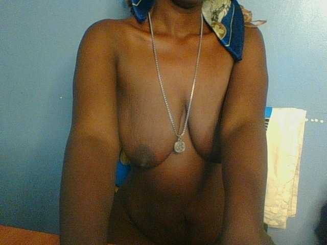 Curvypetite webcam