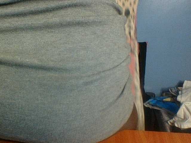 Curvypetite webcam