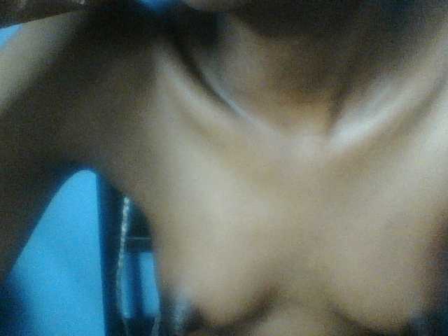 Curvypetite live cam on BongaCams