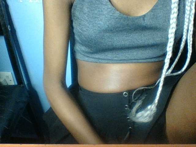 Curvypetite live cam on BongaCams