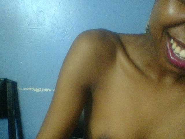 Curvypetite webcam