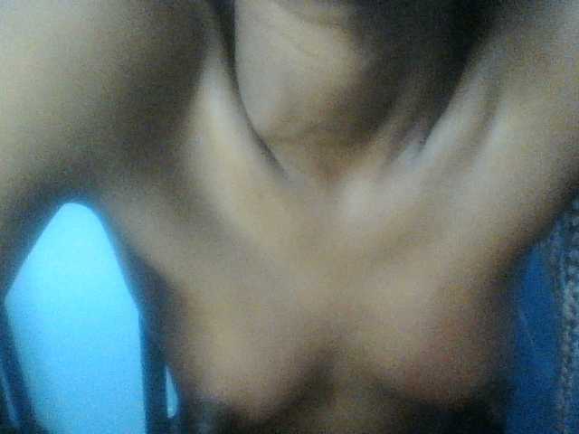 Curvypetite live cam on BongaCams