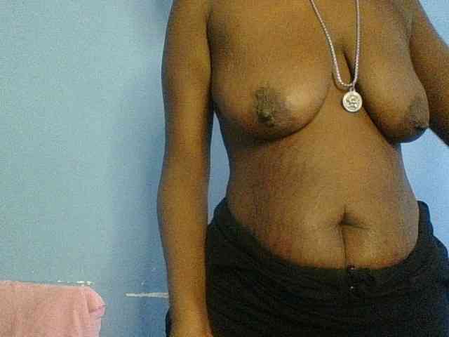 Curvypetite Curvypetite