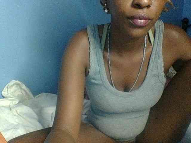 Curvypetite webcam
