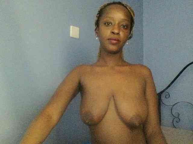 Curvypetite webcam