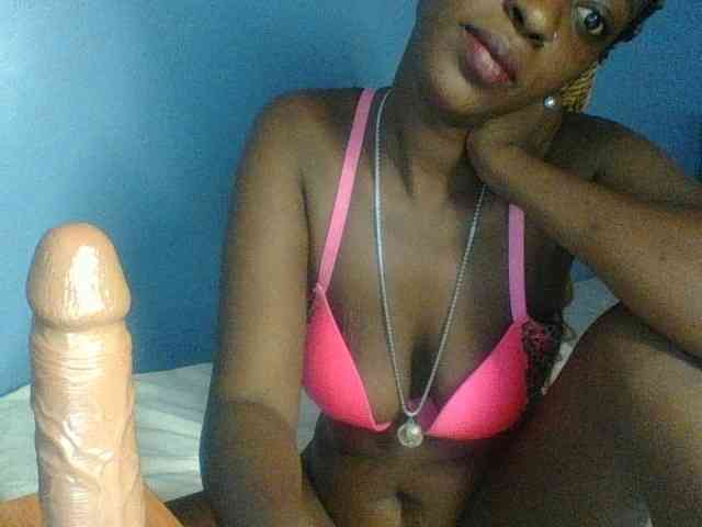 Curvypetite webcam