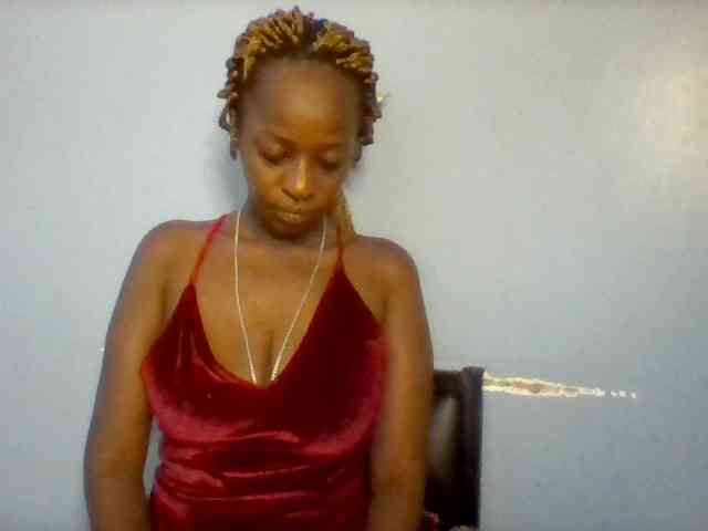 Curvypetite webcam