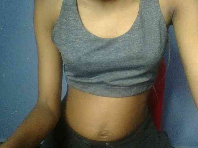 Curvypetite webcam