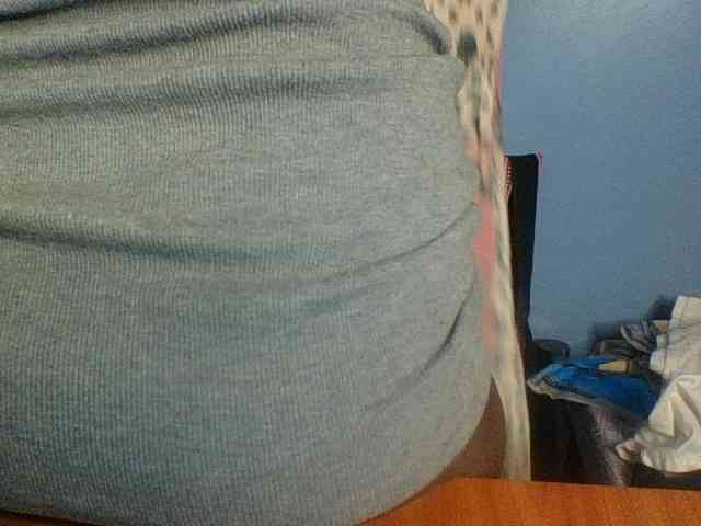 Curvypetite webcam
