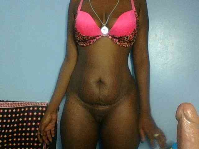 Curvypetite webcam