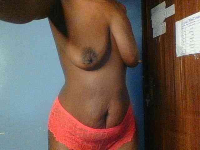 Curvypetite webcam