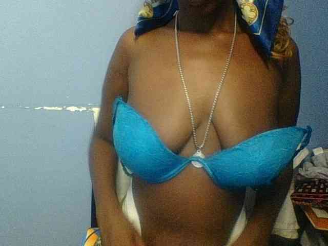 Curvypetite