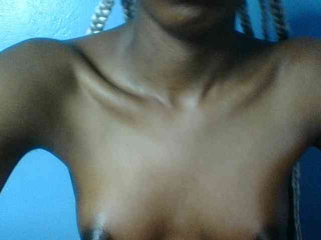 Curvypetite webcam