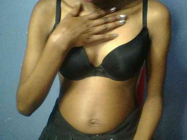 Curvypetite webcam