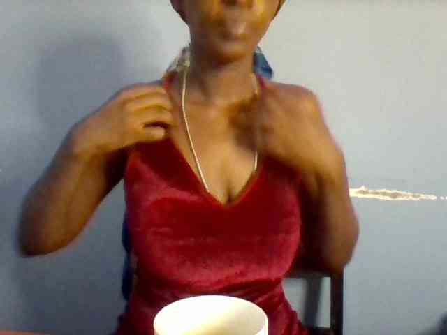 Curvypetite webcam
