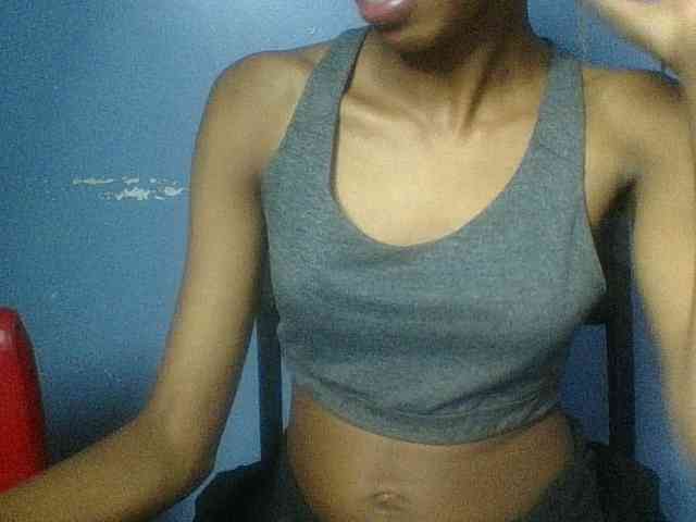 Curvypetite webcam