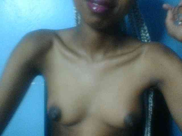Curvypetite webcam