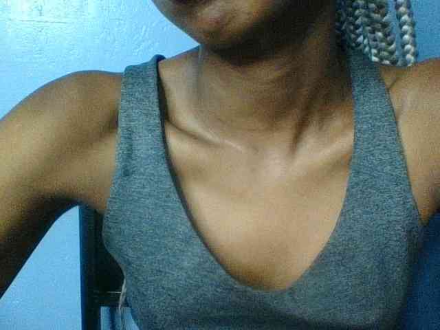 Curvypetite webcam