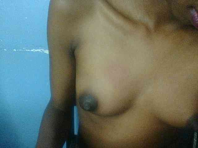 Curvypetite webcam