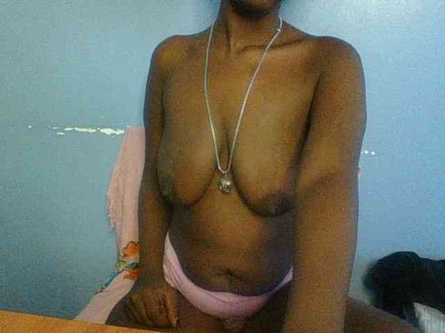 Curvypetite webcam