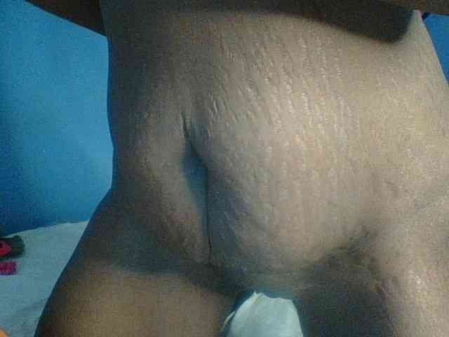 Curvypetite webcam