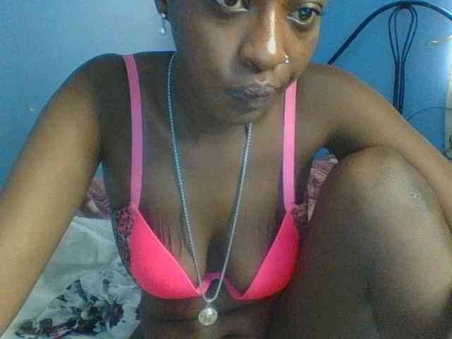 Curvypetite Curvypetite