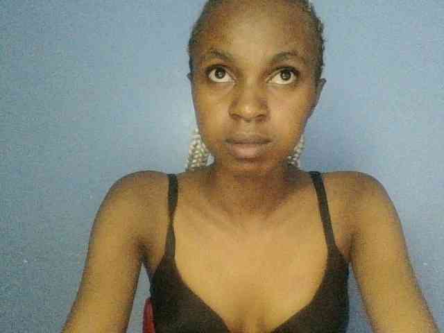 Curvypetite webcam