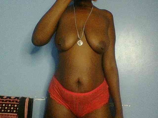 Curvypetite webcam