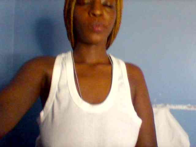 Curvypetite webcam