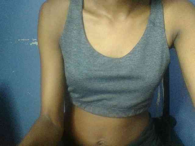 Curvypetite webcam